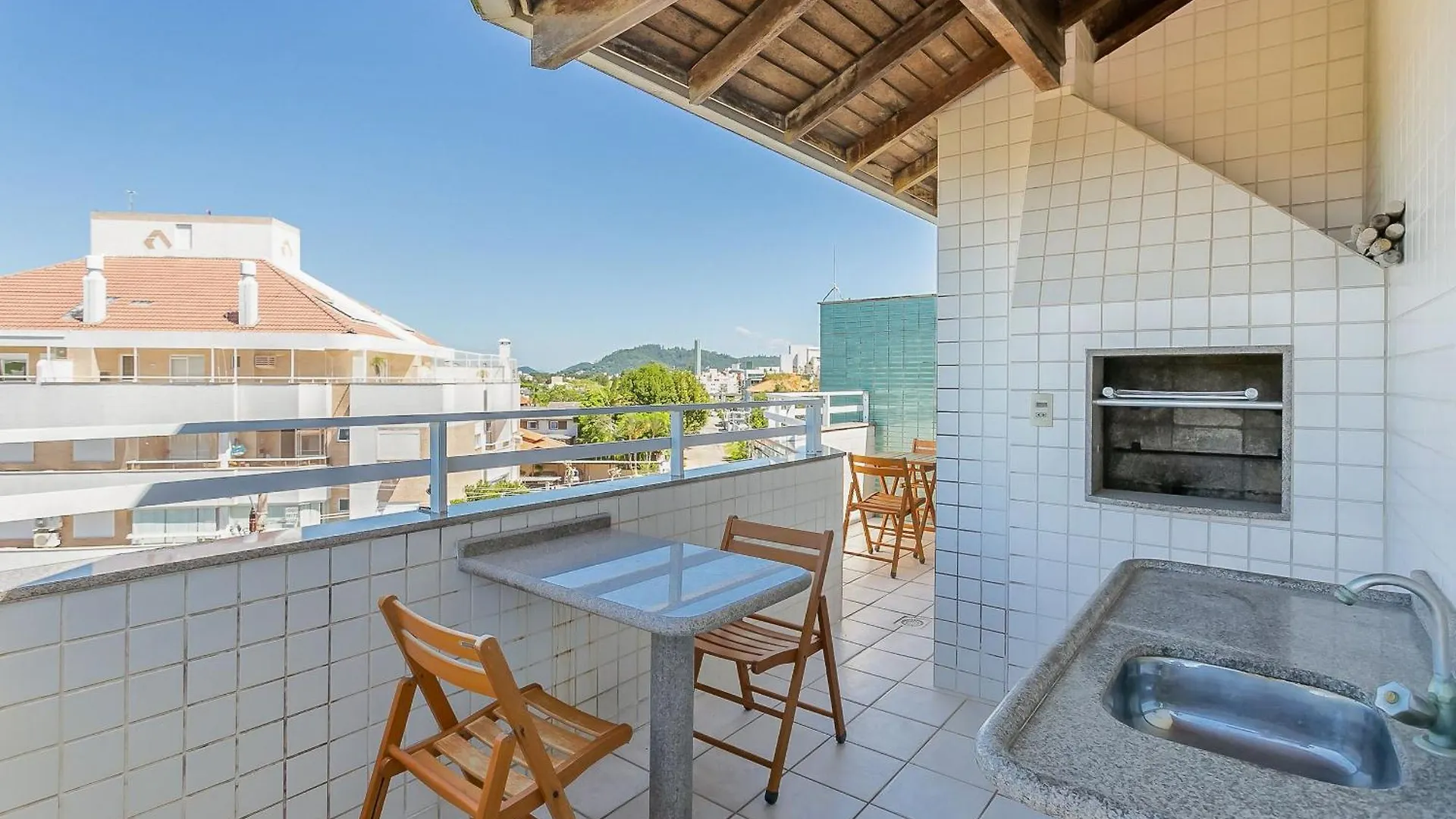 Sobrado Aconchegante Apenas 120M Da Praia! - Ede Florianópolis Appartement